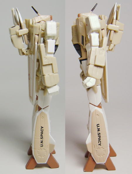 とるとるキャッチャー 完全変形スーパーバルキリー: 立体物