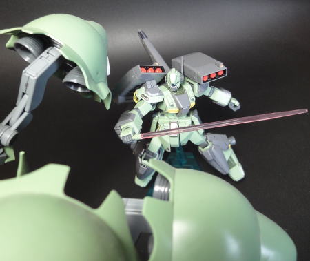 1/144 HGUC RGM-89S STARK-JEGAN: 立体物