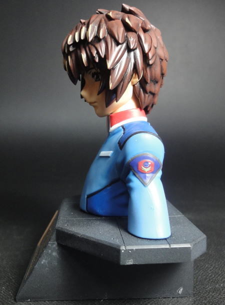 FB001KIRA04.JPG